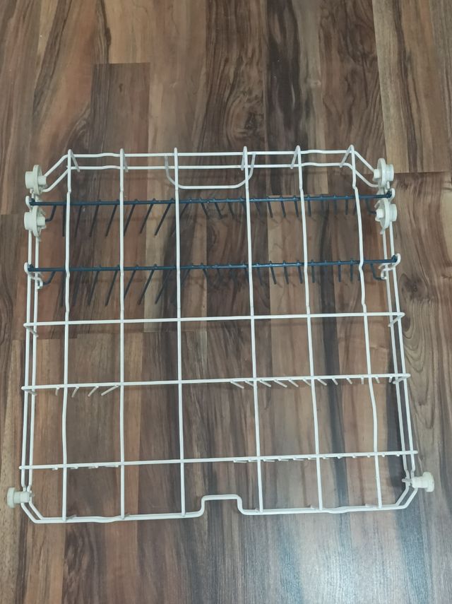 cesta lavavajillas Candy