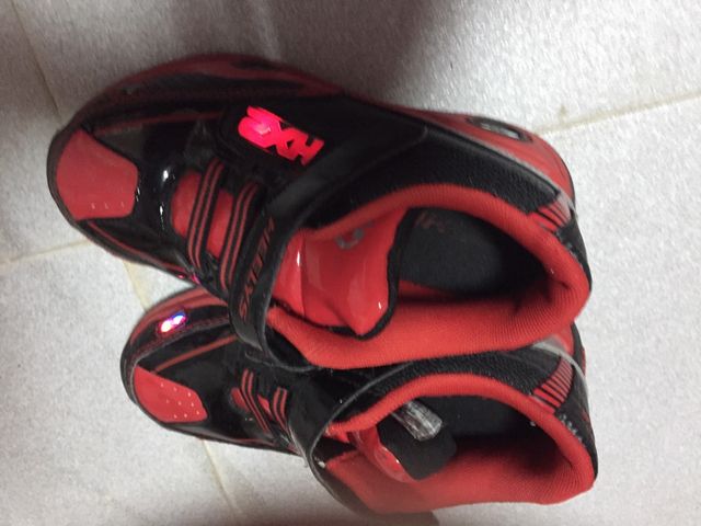 Zapatillas con ruedas niño