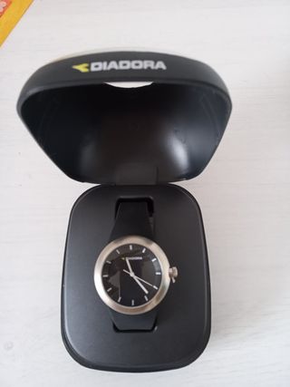 reloj deportivo diadora