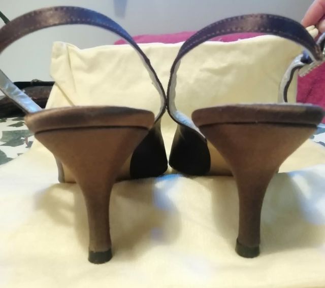 Zapatos y bolso a juego