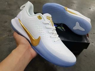nike mamba focus golden phantom