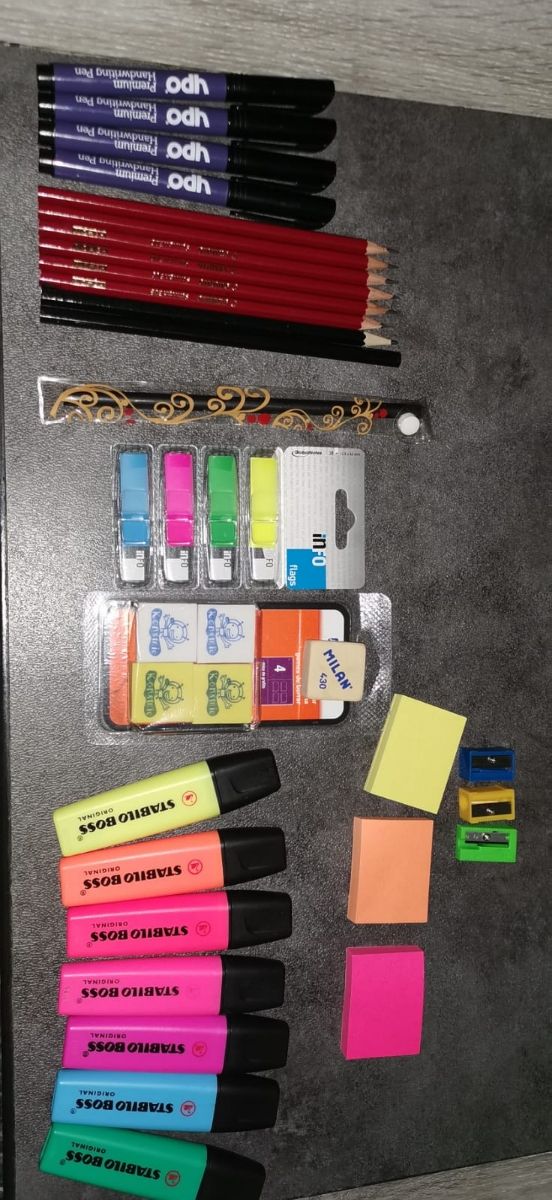 Lote de material escolar / artículos de oficina