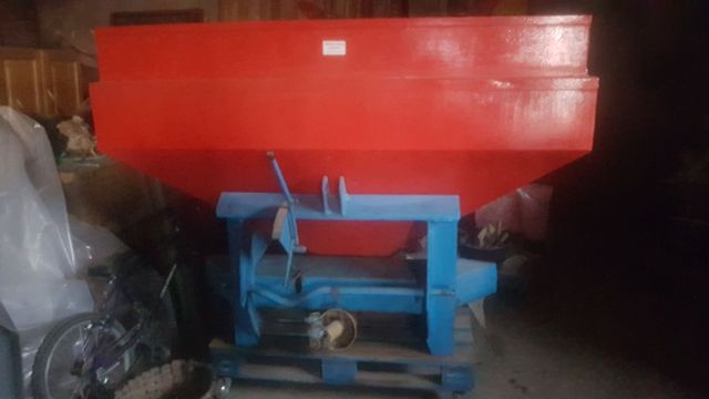 abonadora Aguirre 2000 kilos