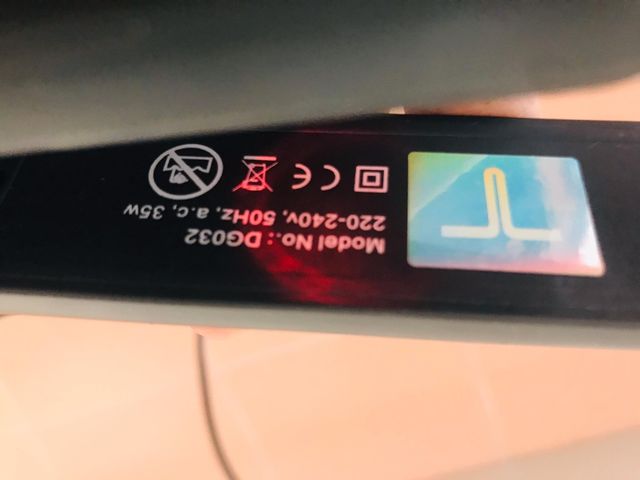 plancha de pelo thahe