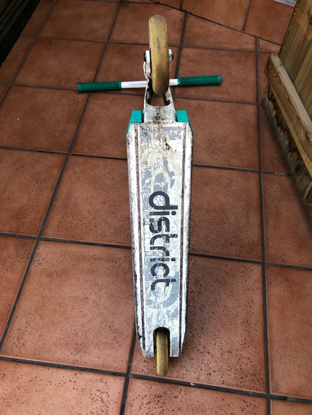 Patinete scooter district