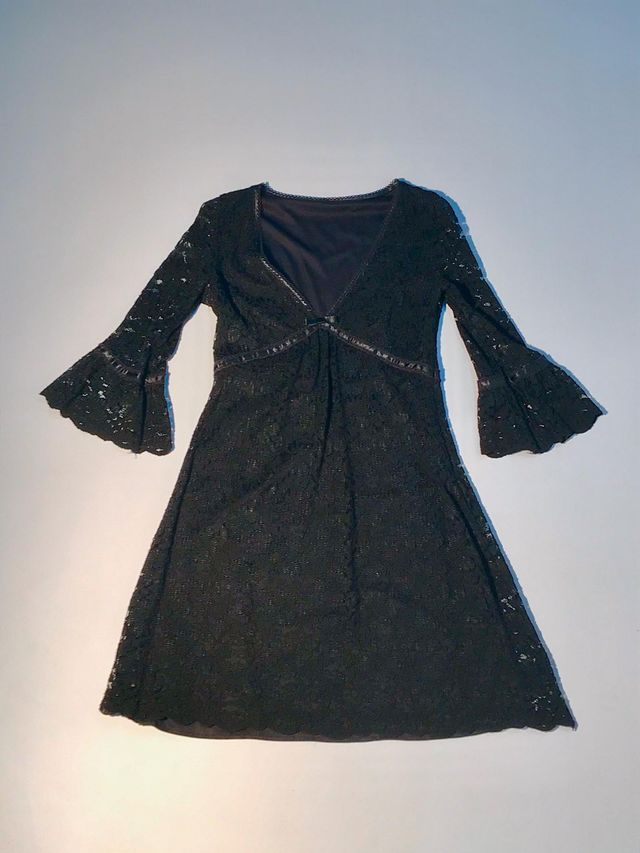 VESTIDO DE ENCANJE NEGRO , para eventos