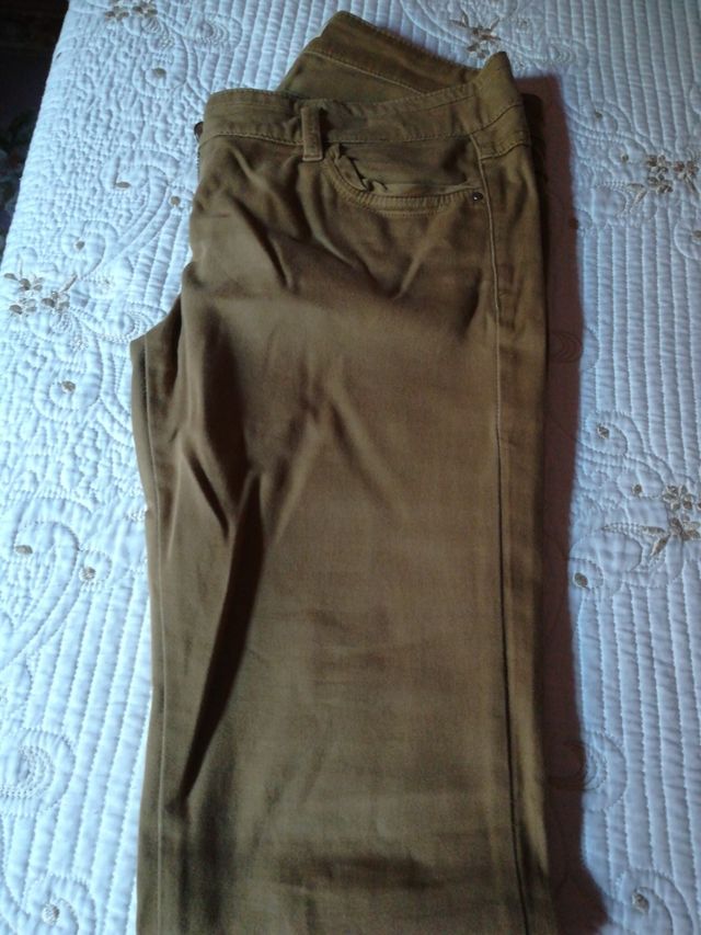 Pantalón largo mujer.Pantalon Beige