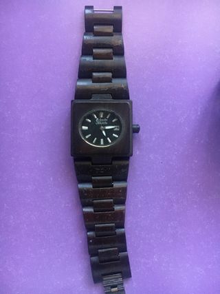 Reloj de pulsera de madera de segunda mano en WALLAPOP Reloj de pulsera de madera de segunda mano en WALLAPOP
