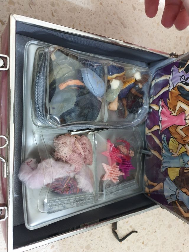 Multi list brattz (mini brattz)