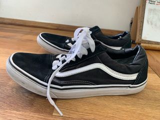 vans negras usadas
