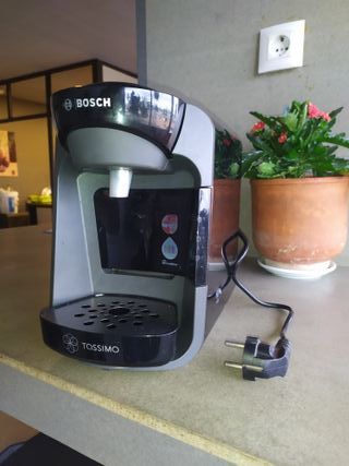 Cafetera Expresso Bosch Tassimo TAS 3205 de segunda mano por 15 EUR en  Algeciras en WALLAPOP