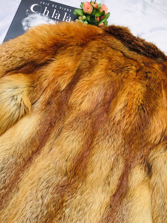 Abrigo de piel de zorro naranja auténtico