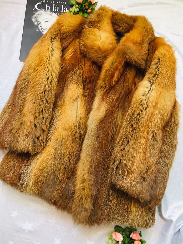 Abrigo de piel de zorro naranja auténtico