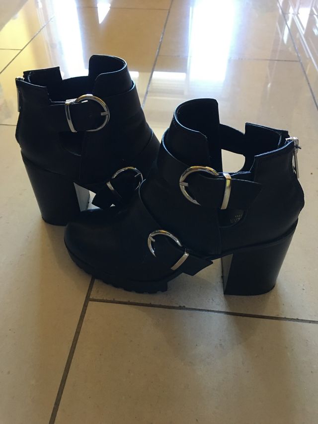 Botas tacón negras