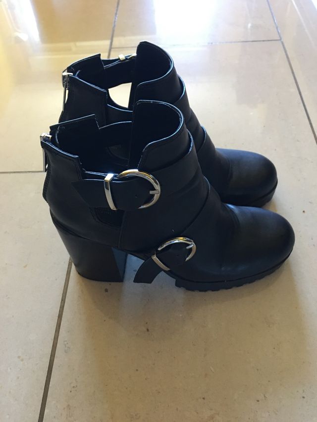 Botas tacón negras