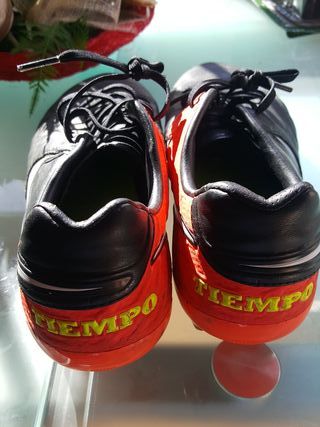 botas de futbol talla 40