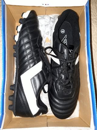 botas de futbol pony