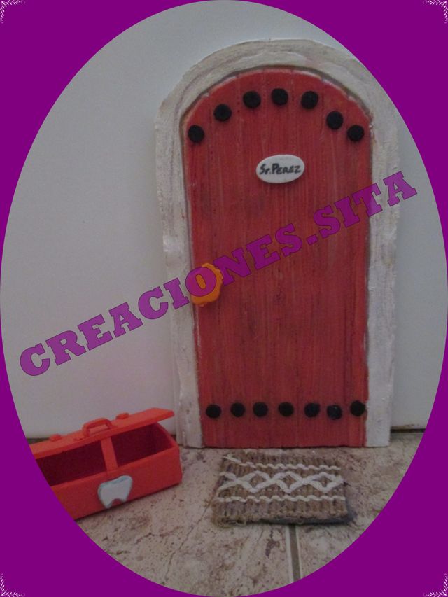 Puerta Ratón Pérez