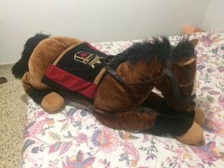 peluche caballo gigante