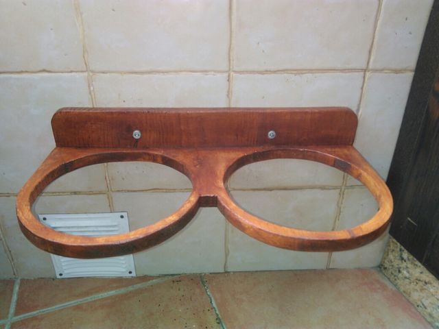 comedero y bebedero de pared