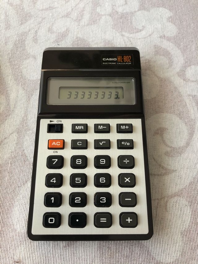 ANTIGUA CALCULADORA CASIO HL-802