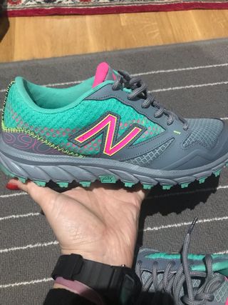 new balance 690 Rosas