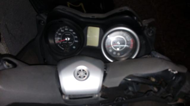 DESPIECE YAMAHA X-MAX 250(SOLO POR PIEZAS)