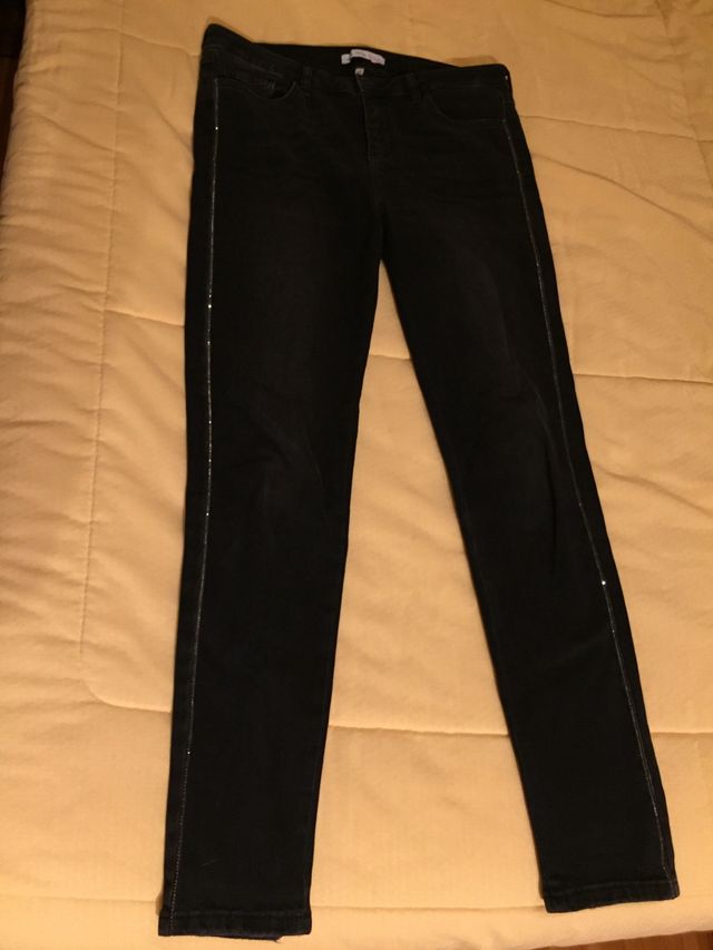 Pantalón negro y plateado Fórmula Joven T.40
