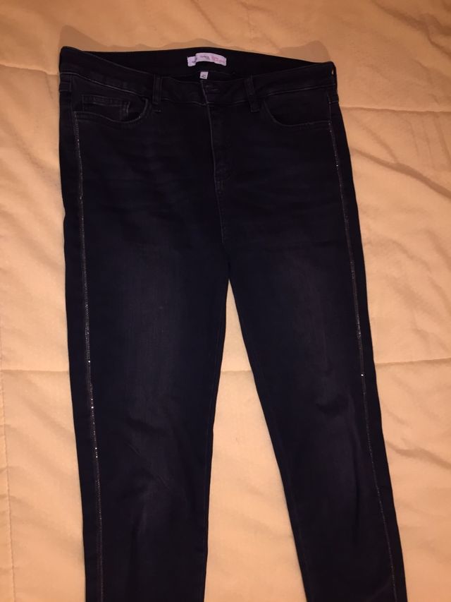 Pantalón negro y plateado Fórmula Joven T.40