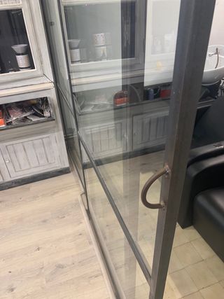 FABRICAMOS Vidrieras Altillos Puertas correderas