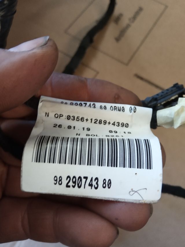 cableado puerta trasera izquierda peugeot 3008