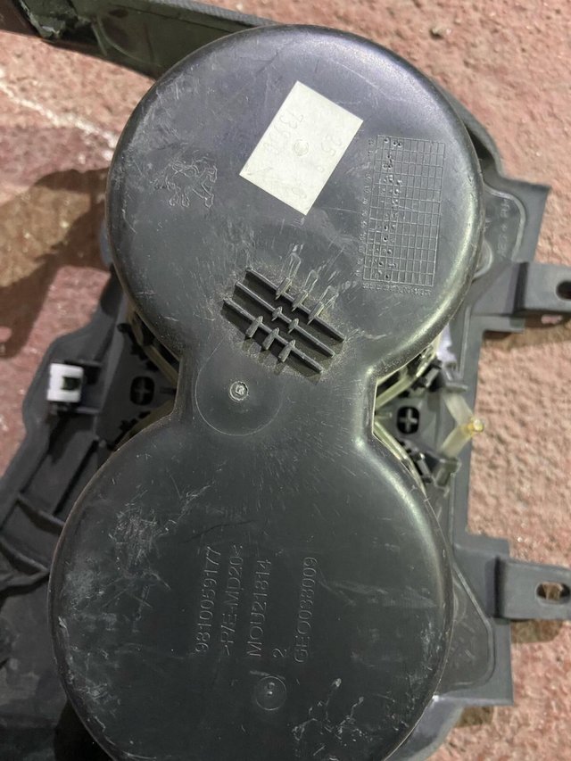cableado puerta trasera izquierda peugeot 3008