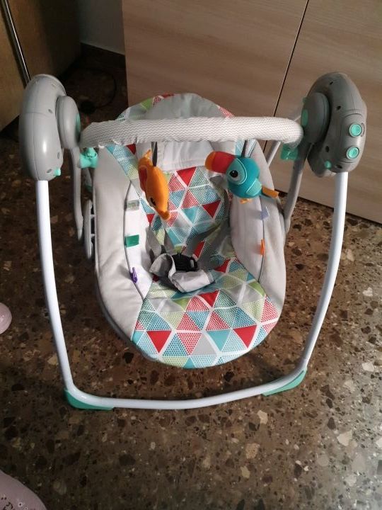 Hamaca columpio con música y balanceo