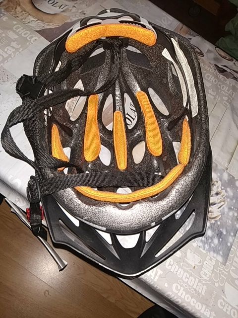 casco btwin talla L NUEVO