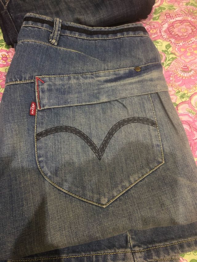 Vaqueros LEVIS EDICION ESPECIAL W34L32