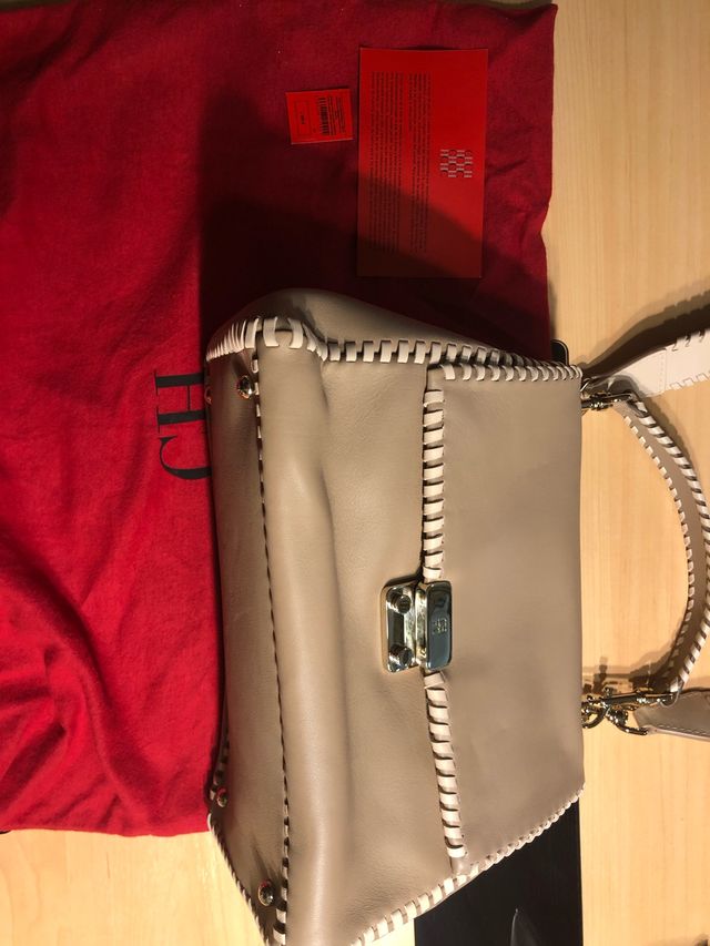 Baret Carolina Herrera