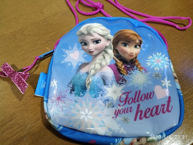 Bolsito Frozen. Prácticamente Nuevo