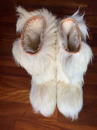 Botas pelo apreski de segunda mano por 90 EUR en Valencia en WALLAPOP