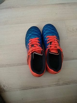kipsta botas de futbol