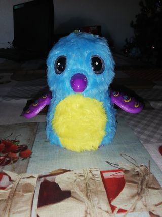 hatchimals draggle brillo mágico