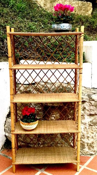 Mueble de caña vintage