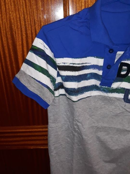Polo niño nuevo original Desigual