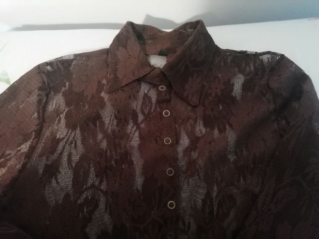 blusa encaje