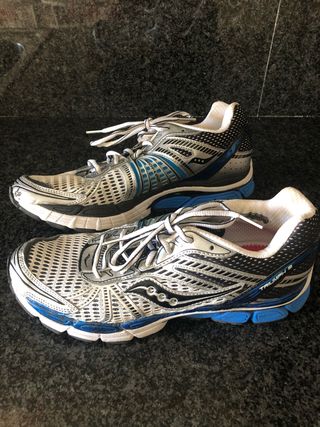 saucony triumph 42