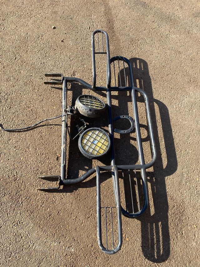 Protección para Mahindra cj540