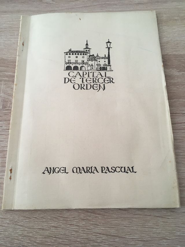 Capital del tercer orden. Versos del amor de disgu