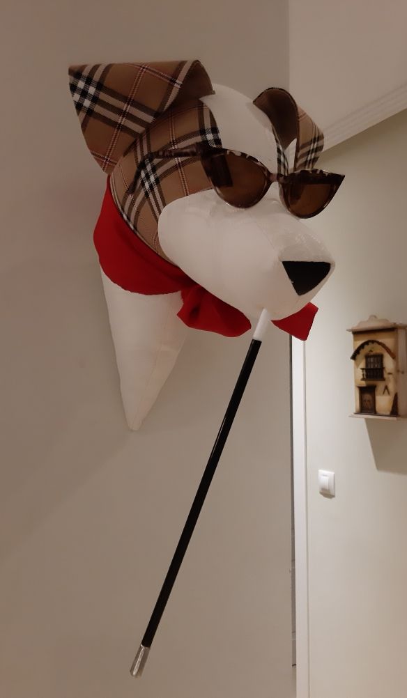 cabeza de perro de tela de DeSandra