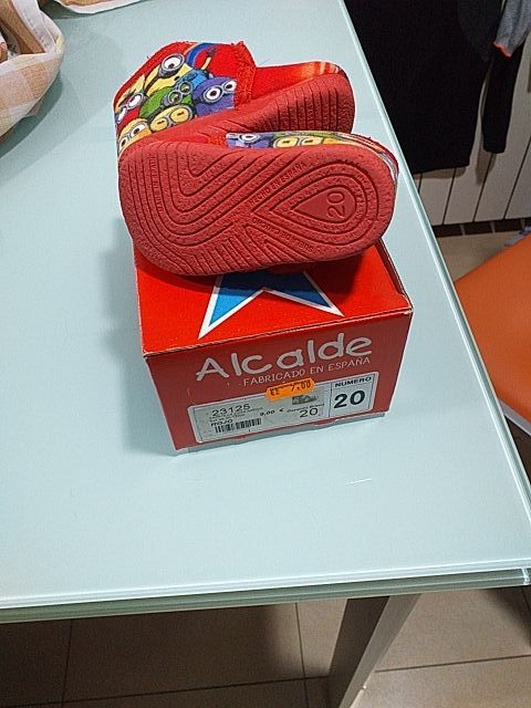 zapatillas niño o niña de estar por casa minion