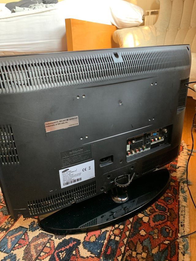 TV Samsung da 22 pollici