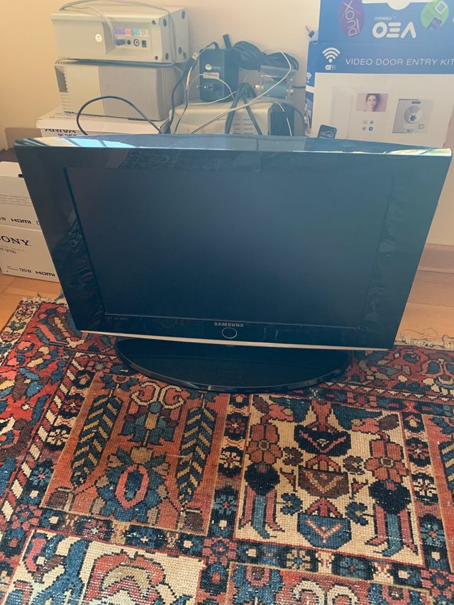 TV Samsung da 22 pollici